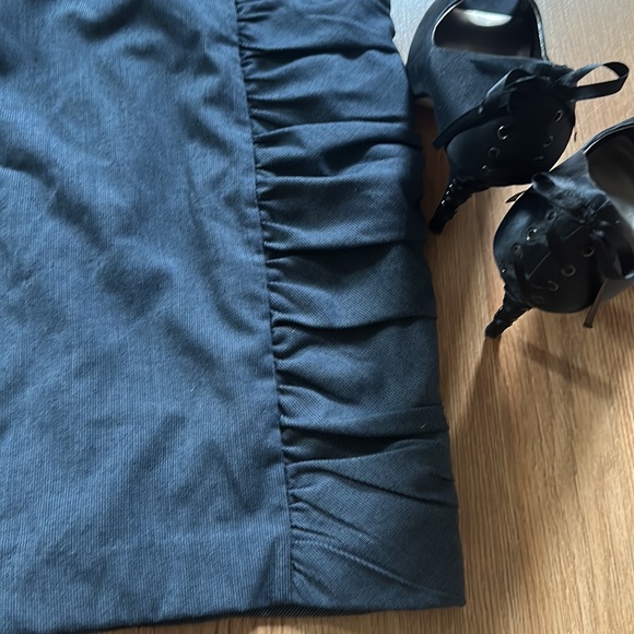 Pencil Skirt from Anthropologie - Picture 5 of 8